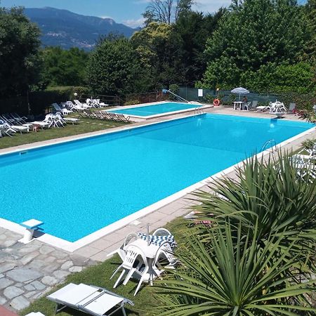Mirasole Holiday House Leggiuno Екстериор снимка