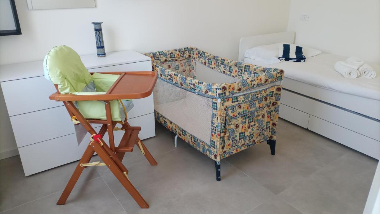 Mirasole Holiday House Leggiuno Екстериор снимка