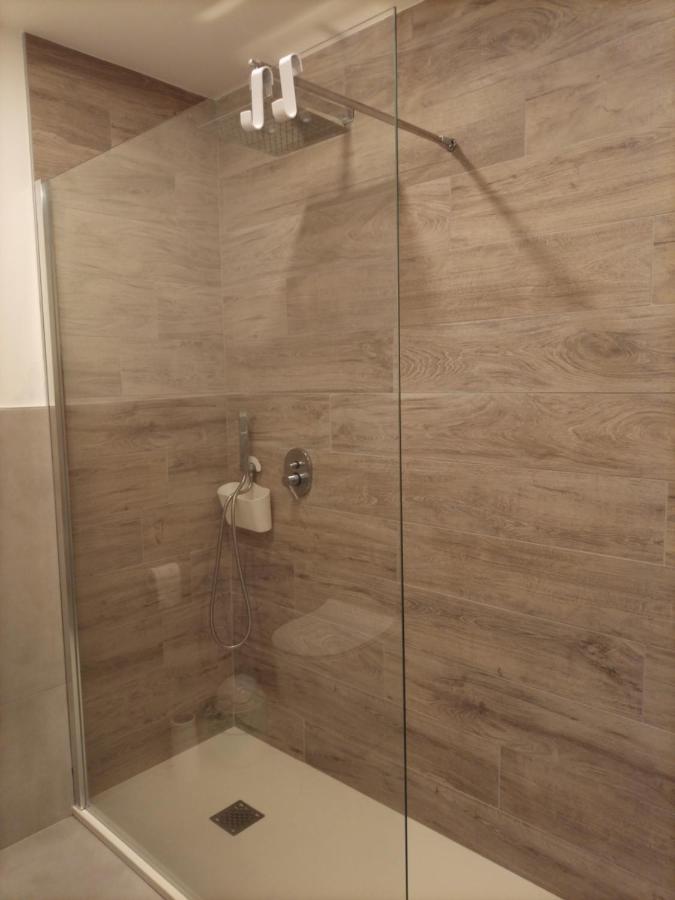 Mirasole Holiday House Leggiuno Екстериор снимка
